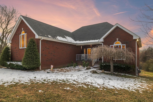 view of front of property featuring a porch