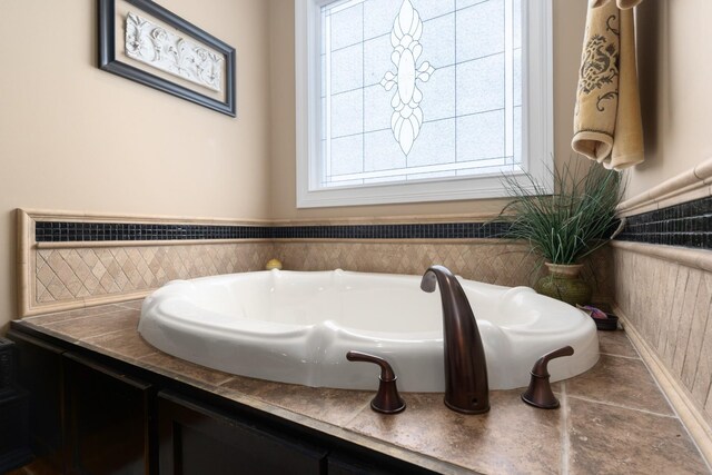 bathroom featuring a bathtub