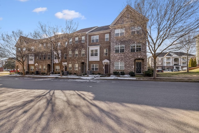 townhome / multi-family property with central AC