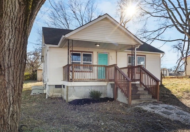 bungalow featuring a porch