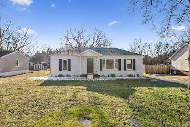 ranch-style home with a front yard