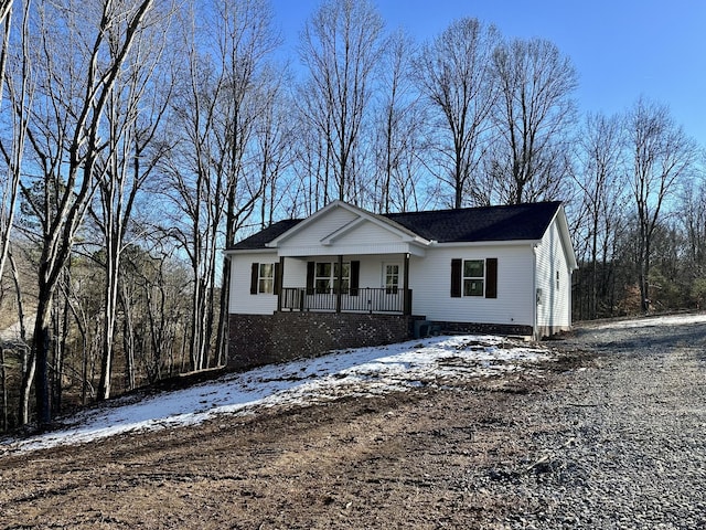 view of front of house featuring covered porch