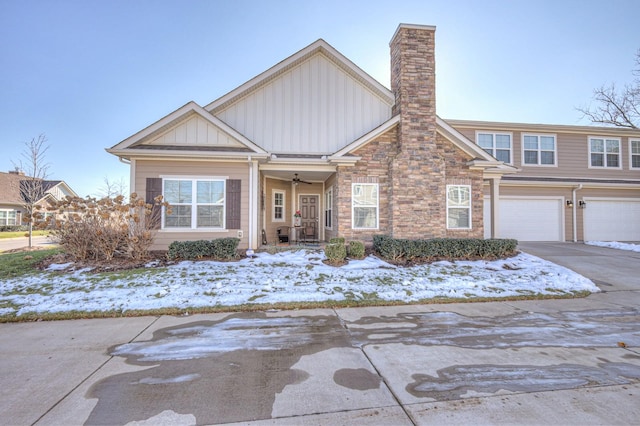 view of front of house featuring a garage