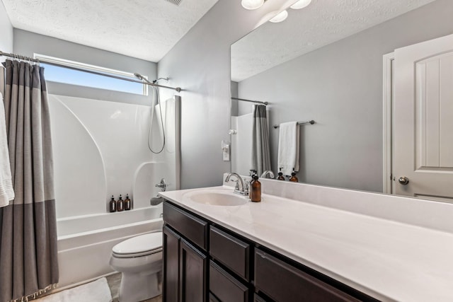 full bathroom featuring a textured ceiling, toilet, vanity, and shower / bathtub combination with curtain