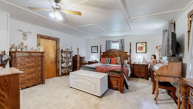 bedroom featuring ceiling fan and light colored carpet