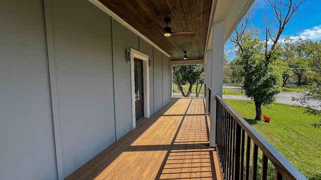 balcony with a ceiling fan