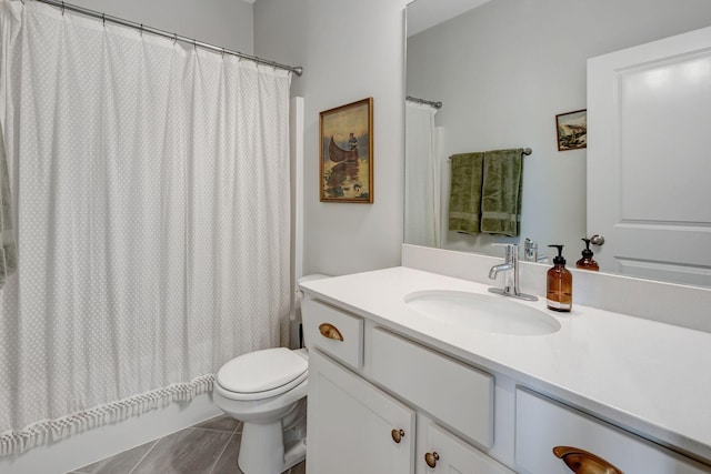 full bathroom with toilet, tile patterned flooring, vanity, and shower / bath combo with shower curtain