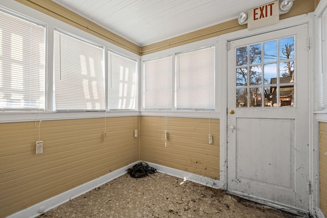 view of unfurnished sunroom