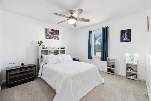 bedroom with ceiling fan