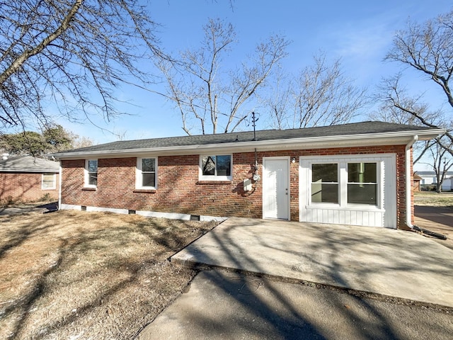 view of front of house featuring a patio