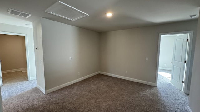 view of carpeted spare room