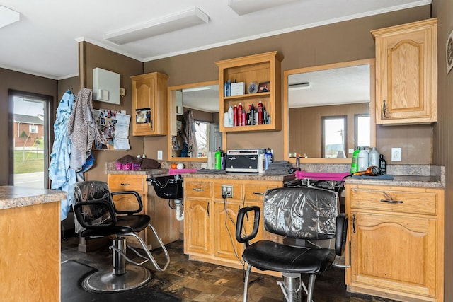 kitchen featuring ornamental molding