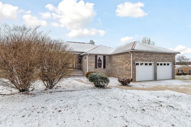 view of front facade with a garage