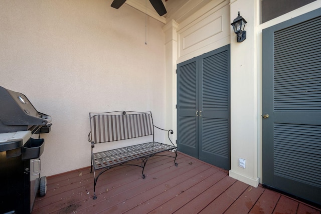 deck featuring ceiling fan