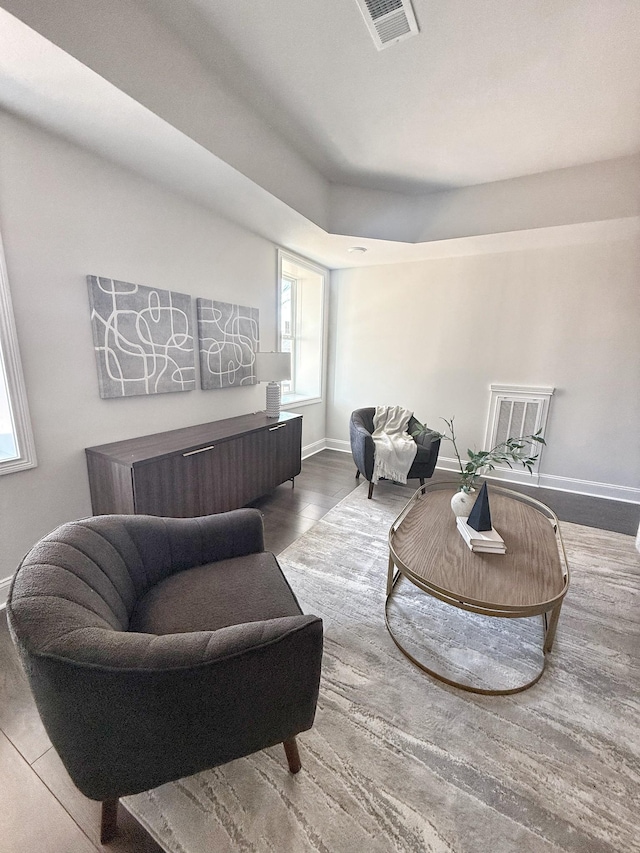 308 Griffey Ests, Clarksville, TN 37042 - sitting room featuring wood finished floors, visible vents, and baseboards