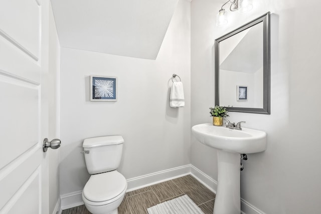 bathroom with sink and toilet