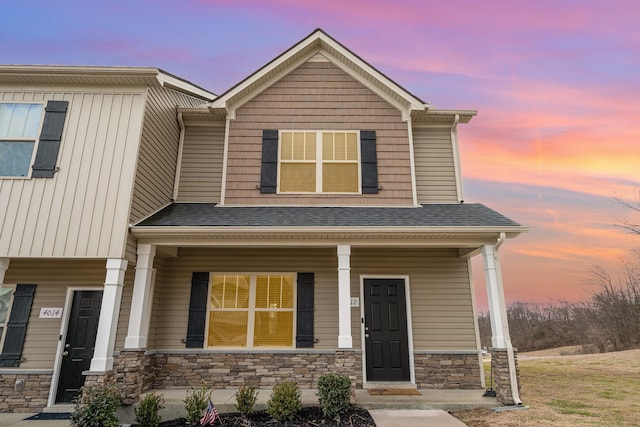 craftsman house with covered porch