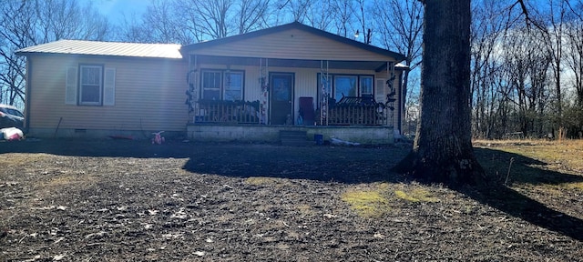 view of front of home featuring covered porch