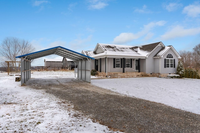 view of front facade featuring a carport