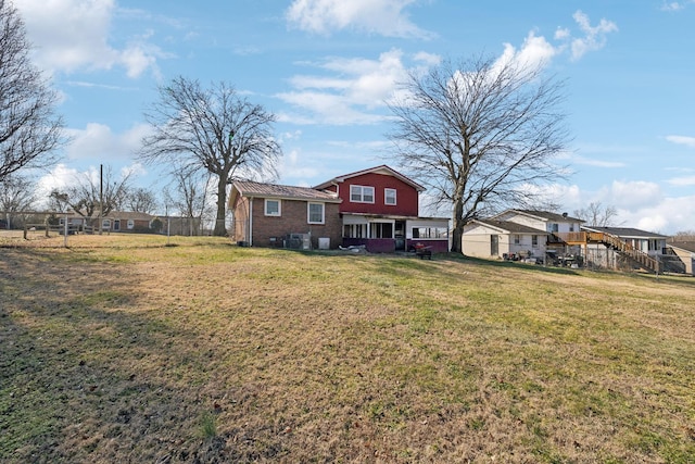 exterior space featuring a yard