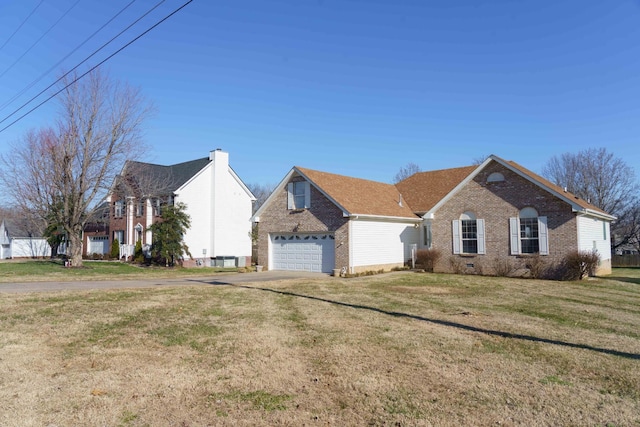 view of front of home with a front yard