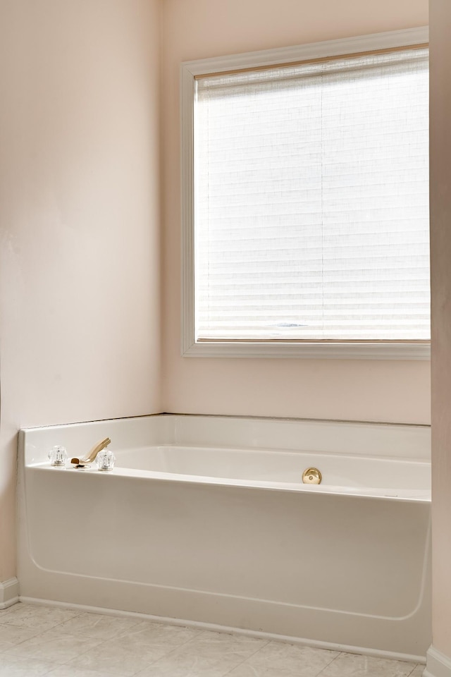 bathroom featuring a bathtub