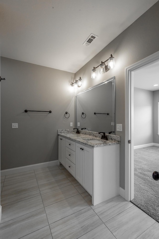 bathroom with vanity