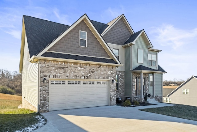 craftsman house featuring a garage