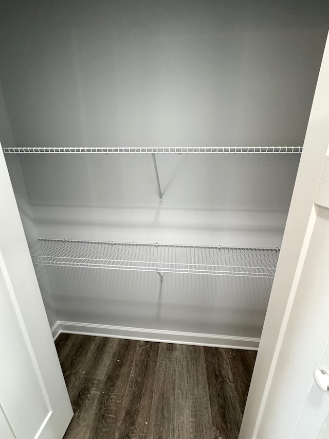 906 Davidson St, Tullahoma, TN 37388 - view of pantry