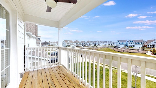 balcony featuring ceiling fan