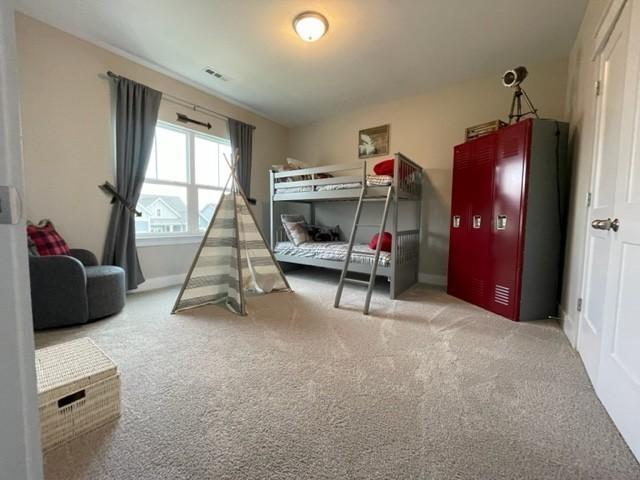 bedroom with carpet flooring