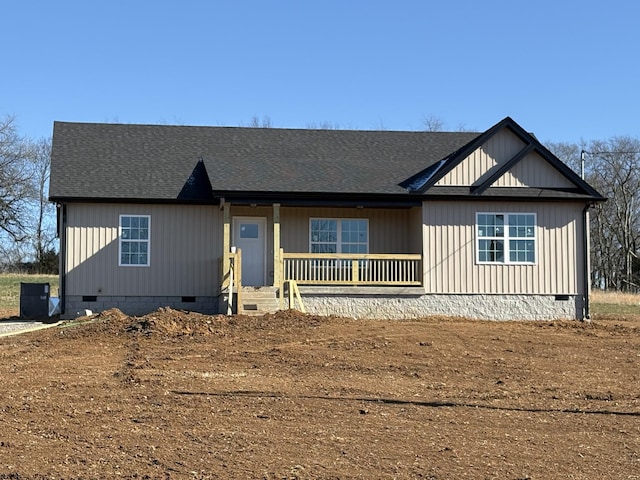 view of front of house featuring a porch