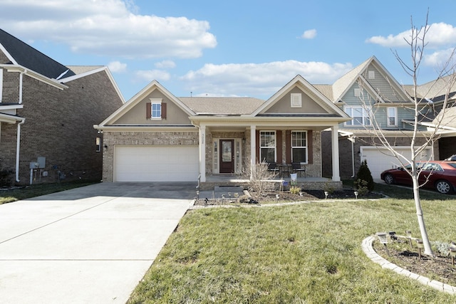 view of front of house featuring a front lawn and a porch