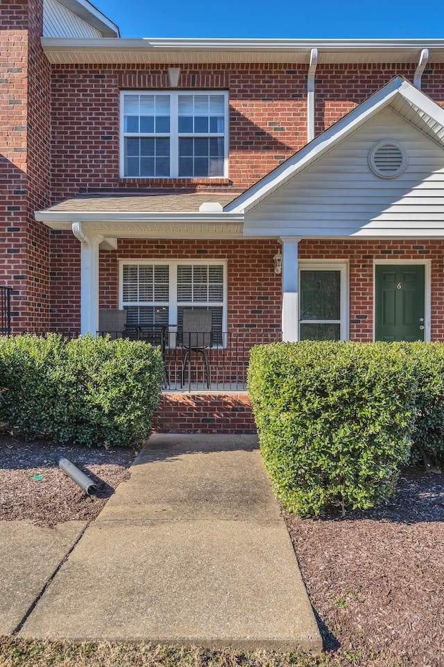 view of front of house