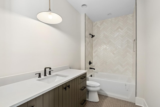 full bathroom featuring washtub / shower combination, toilet, and vanity