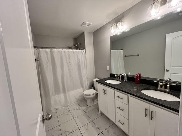 bathroom with a shower with curtain, toilet, and vanity