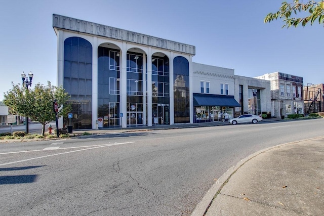 view of building exterior