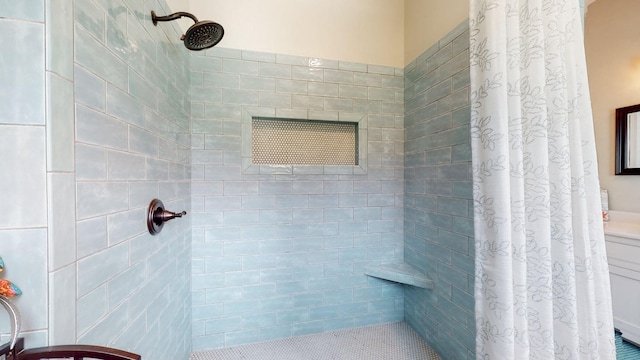 bathroom featuring a shower with curtain