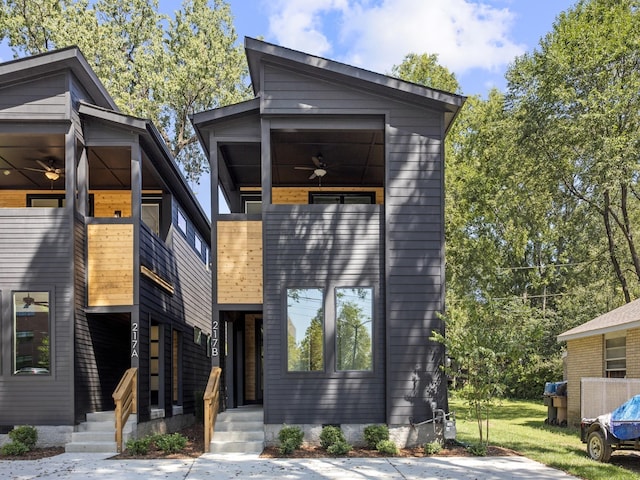 contemporary home with ceiling fan