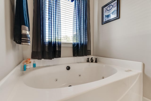 bathroom with a bathtub