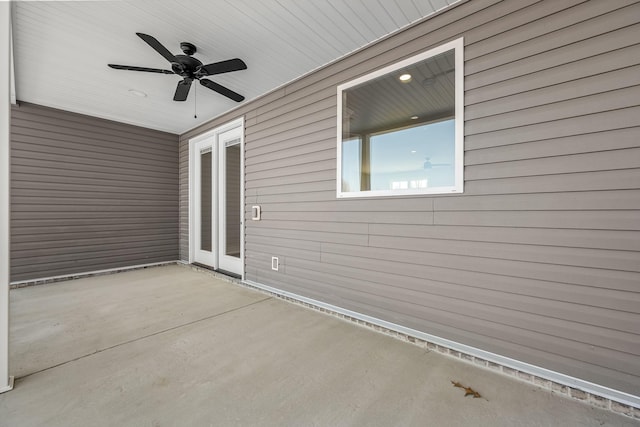 view of patio featuring ceiling fan