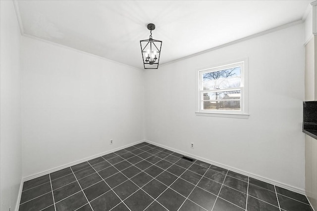 unfurnished room featuring crown molding and an inviting chandelier