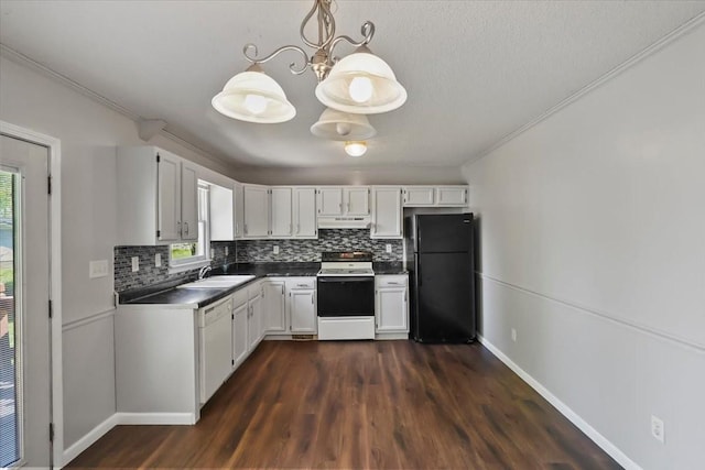 kitchen with tasteful backsplash, white cabinets, a sink, ornamental molding, and white appliances