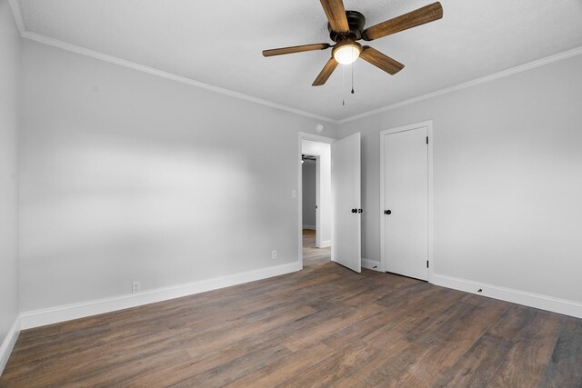 985 Watauga Dr, Cookeville, TN 38501 - spare room with crown molding, dark hardwood / wood-style floors, and ceiling fan