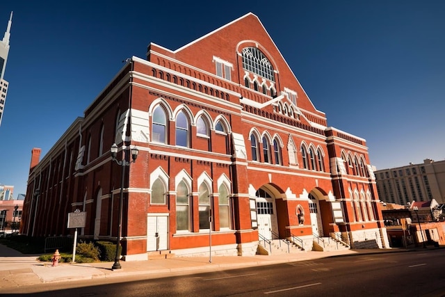 view of building exterior