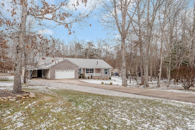 view of front facade featuring a garage