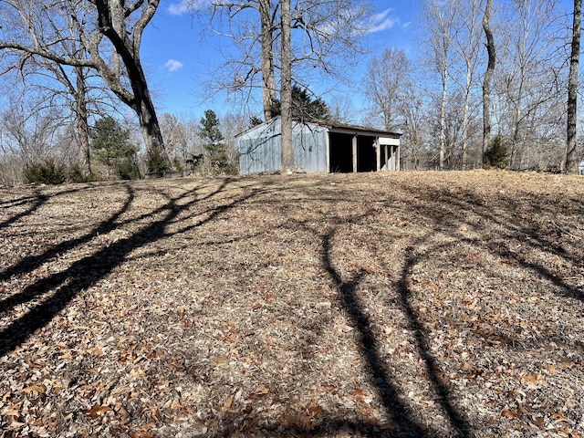 view of outdoor structure