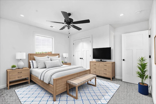 bedroom featuring a closet, recessed lighting, visible vents, and baseboards