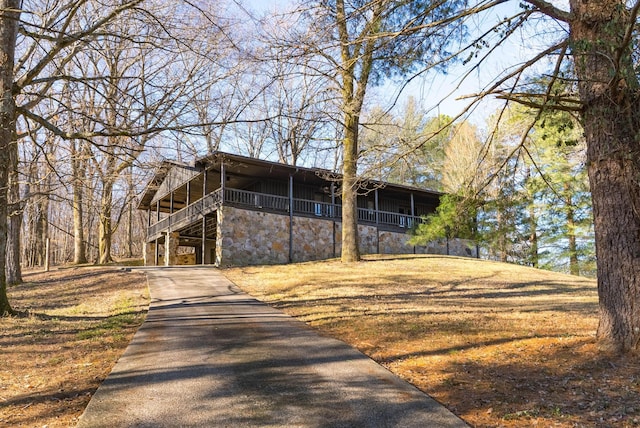 view of front of property