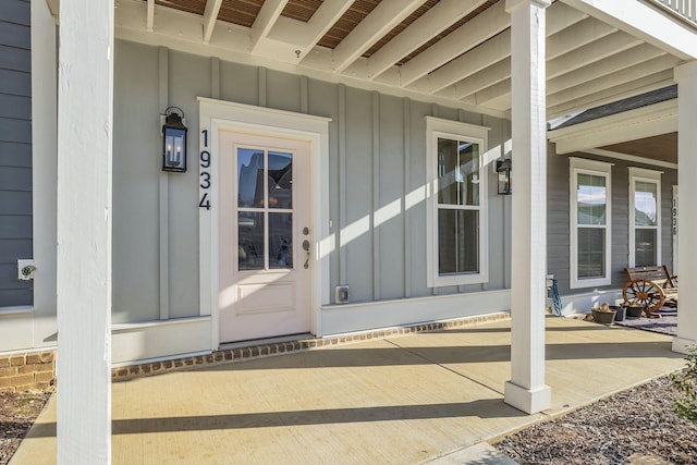 view of doorway to property